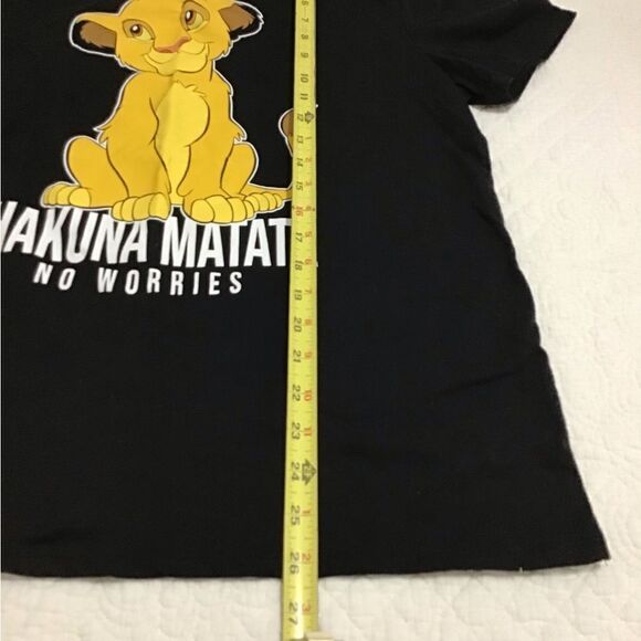 Disney The Lion King HAKUNA MATATA Short Sleeve T-Shirt Size Large - Picture 6 of 6